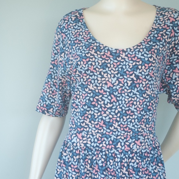 Lands' End Floral Fit & Flare Jersey Stretch Dress - Picture 8 of 12